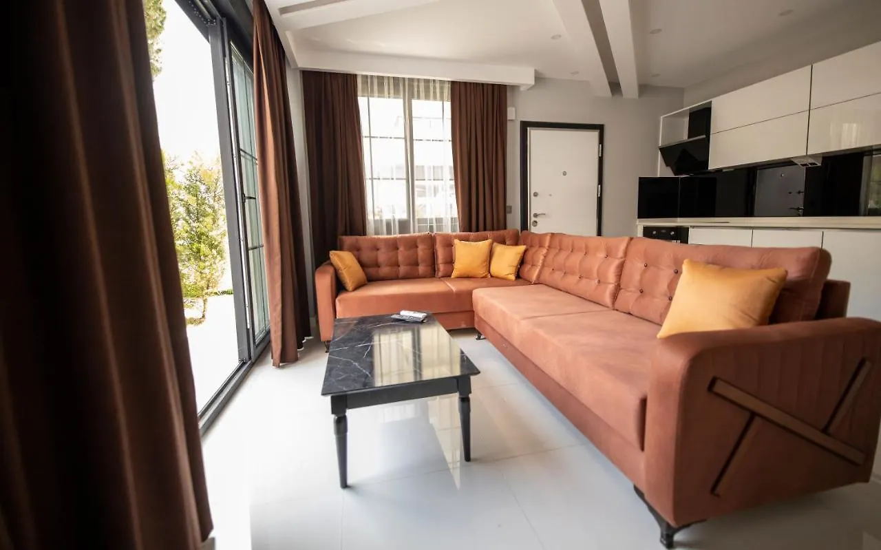 Homestay Yarasir Family Suite Didim